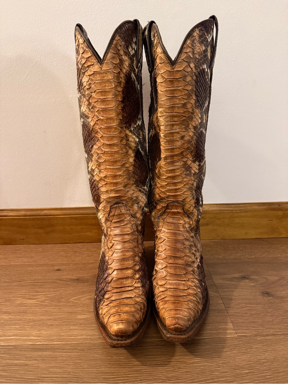 Idyllwild Python Boots - Picture 2 of 7